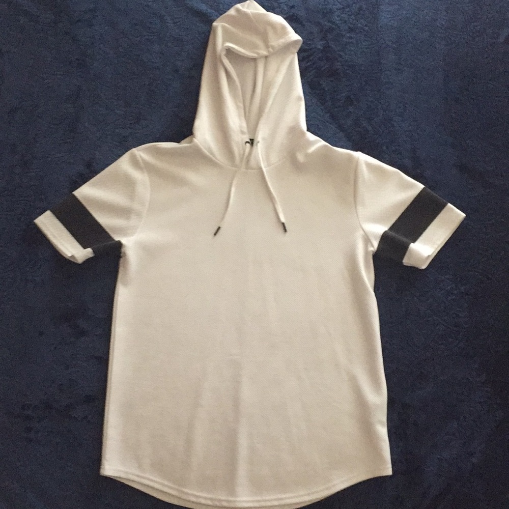 White short sleeve hoodie with black strips